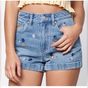 Pacsun floral mom shorts